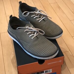 Preowned Merrell leather tie “Around Town Lace Air” olive shoes in box- 8.5